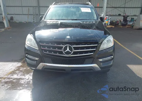 2015 Mercedes-Benz Ml 350 z USA, uszkodzony, nr VIN 4JGDA5JB6FA567663